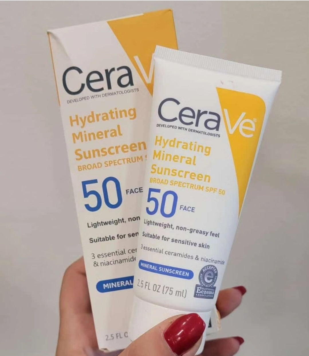 CeraVe Hydrating Mineral Face Sunscreen SPF 50 75ml